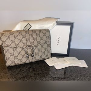 Dionysus GG Gucci Supreme chain wallet